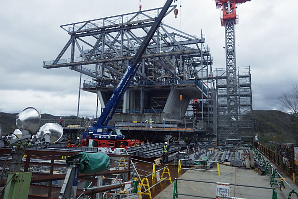 株式会社田口組|私達は高知県に本社がある橋梁工事、PC橋梁上部工事に関わる鳶作業に強みを持つ重量鳶のプロフェッショナル集団です